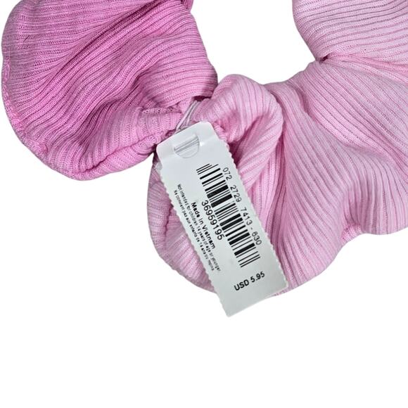 Aerie Bundle of 4 Hair Scrunchies NWT - Picture 4 of 6